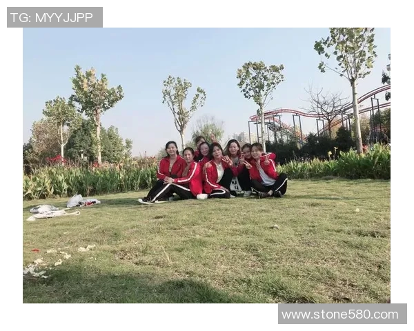 深入探讨黄强在CSGO世界中的成长与挑战经历